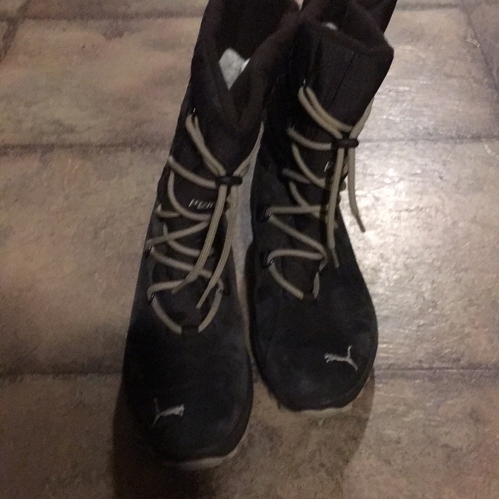 puma suede winter boots woman’s size 7